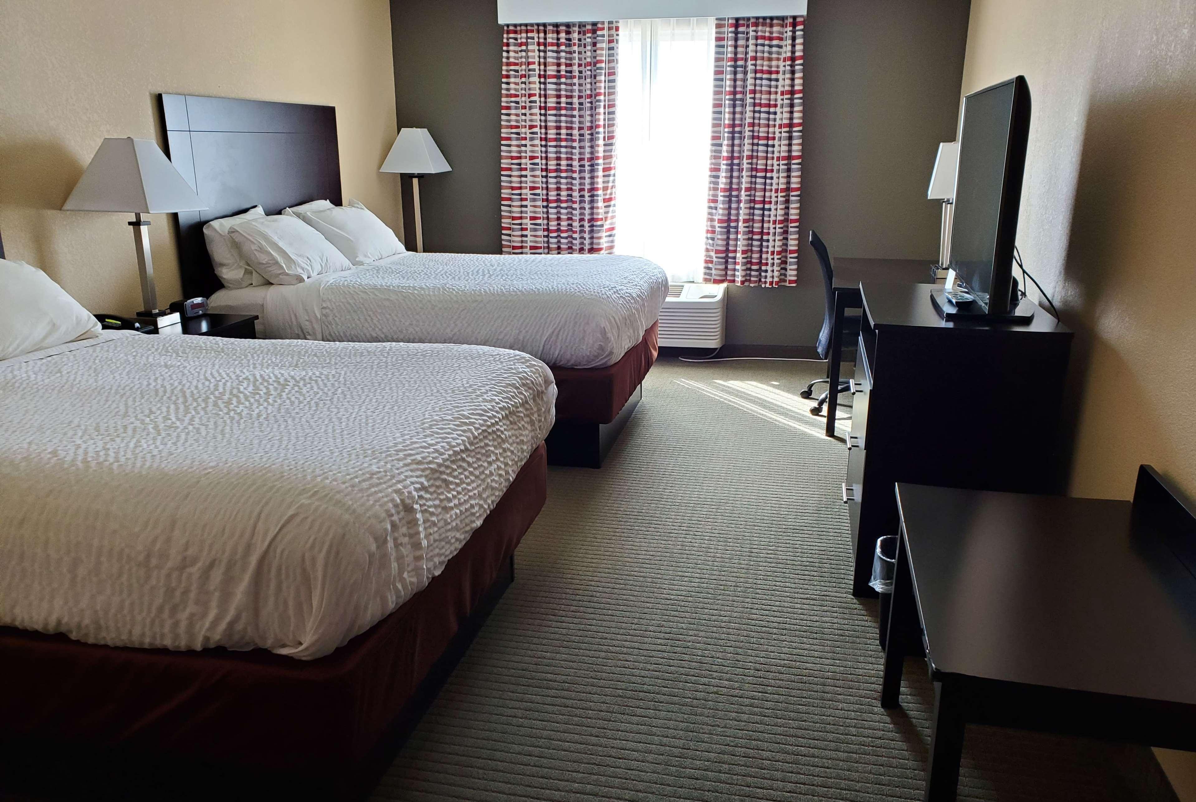 Days Inn & Suites By Wyndham Florence/Jackson Area Buitenkant foto