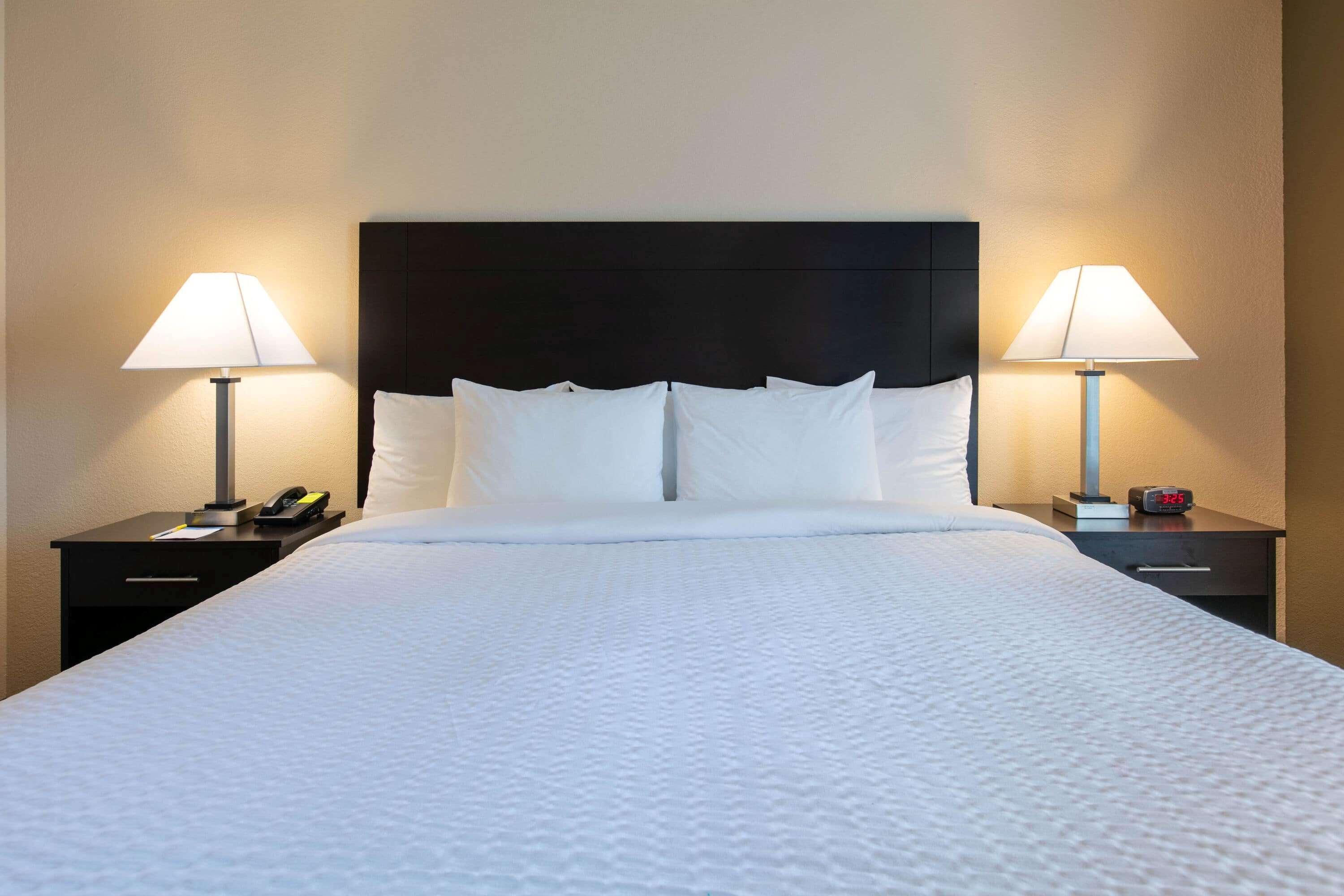 Days Inn & Suites By Wyndham Florence/Jackson Area Buitenkant foto